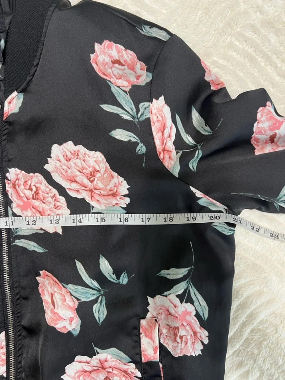 Wet Seal Floral Satin Bomber Jacket Black Pink Roses Size Large